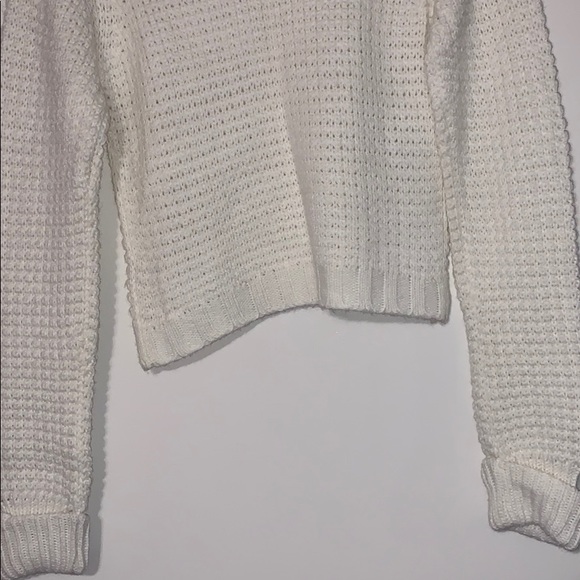 Sweater - Picture 5 of 5